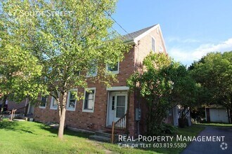 Building Photo - Spacious 3 Bedroom Townhouse in Rollinsford!