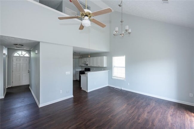 Building Photo - 3690 Manor Ct SW