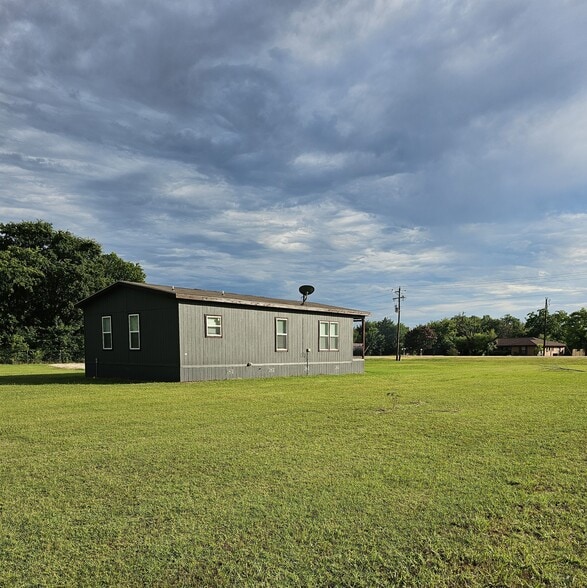 Exterior Backyard - 1238 FM 667
