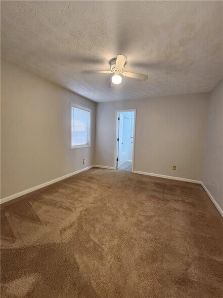 Building Photo - 331 Booth Cir SW