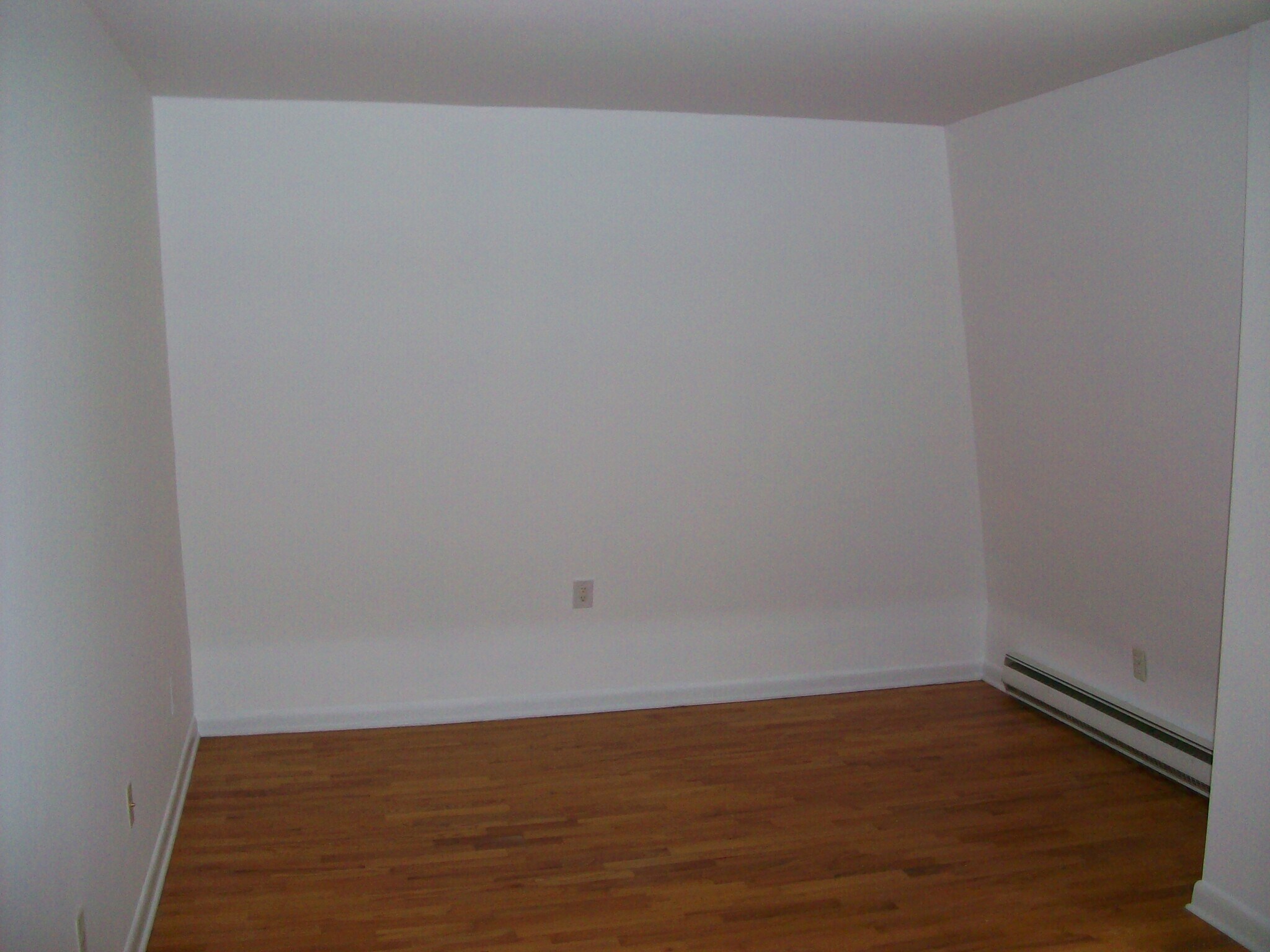 Building Photo - 26 Hollis Ln