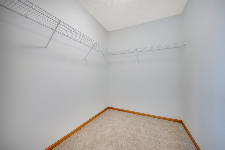 Master Bedroom Walk-in-Closet - 10022 Gentian Dr