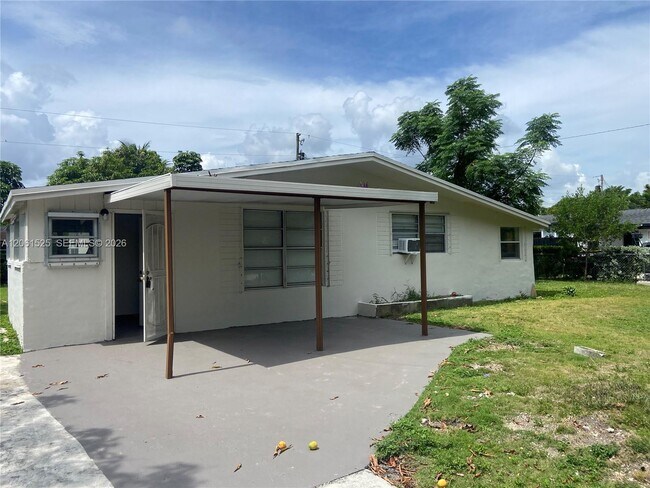 Building Photo - 11530 SW 136th St