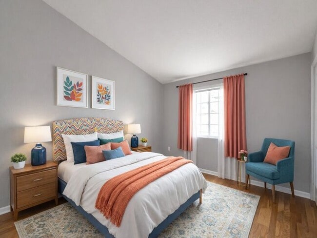 Building Photo - 1BR w/ Attached Garage & Balcony near Downtown Littleton