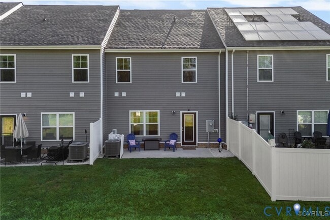 Building Photo - 12576 Petrel Crossing