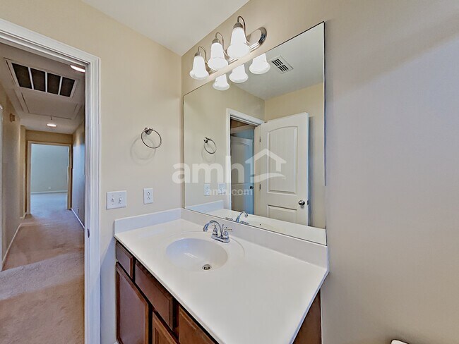 Building Photo - 2630 Anthem Way