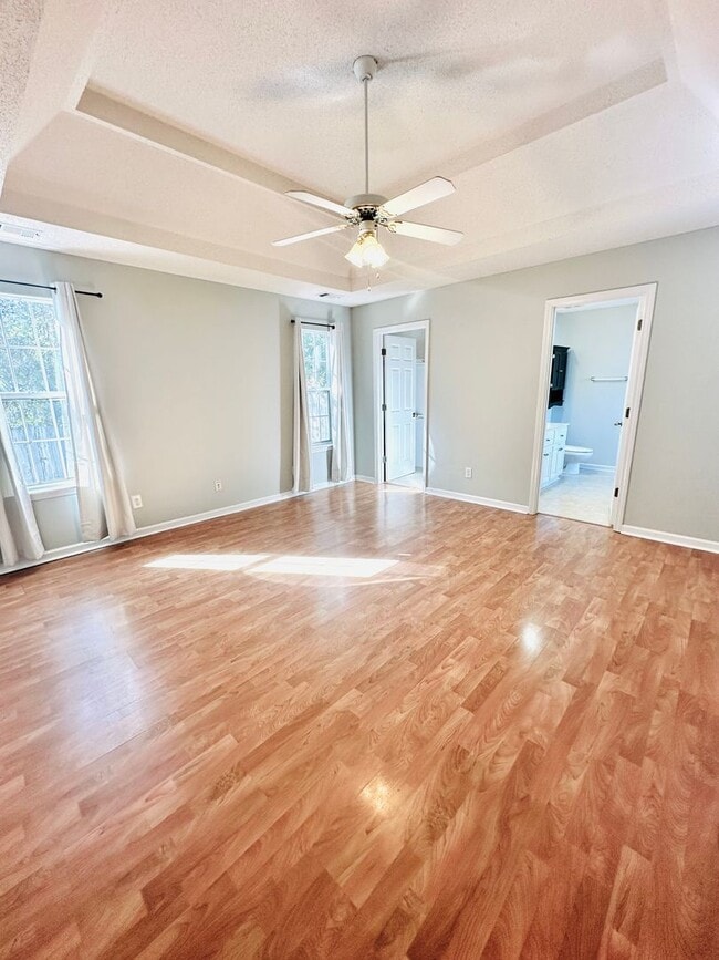 Building Photo - 206 Roaring Forks Dr