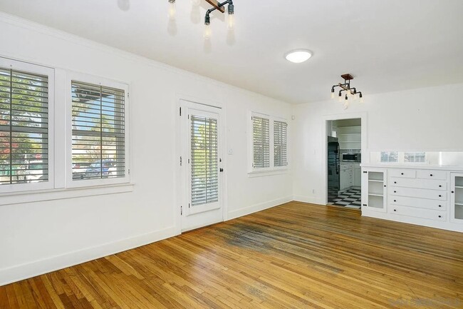 Building Photo - 4524 Maryland Ct