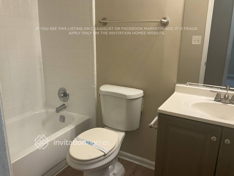 Building Photo - 5469 Liberty Rd