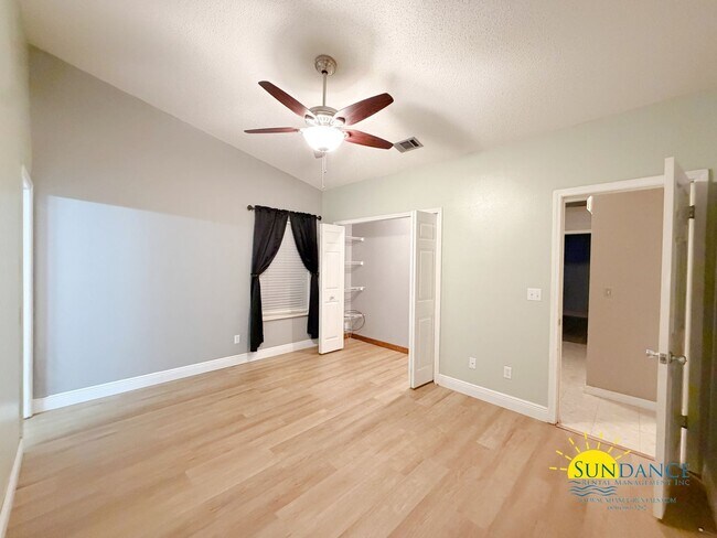 Building Photo - Renovated 3 Bedroom Home in Fort Walton Beach near Bases!