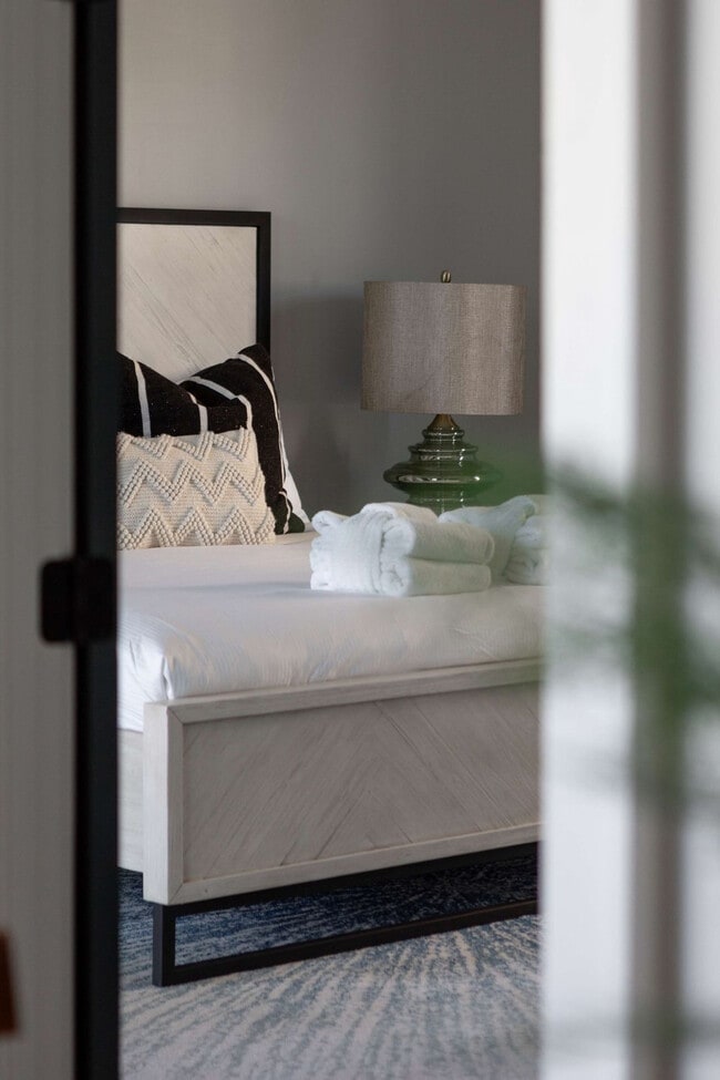 Building Photo - 226 George C Wallace Blvd