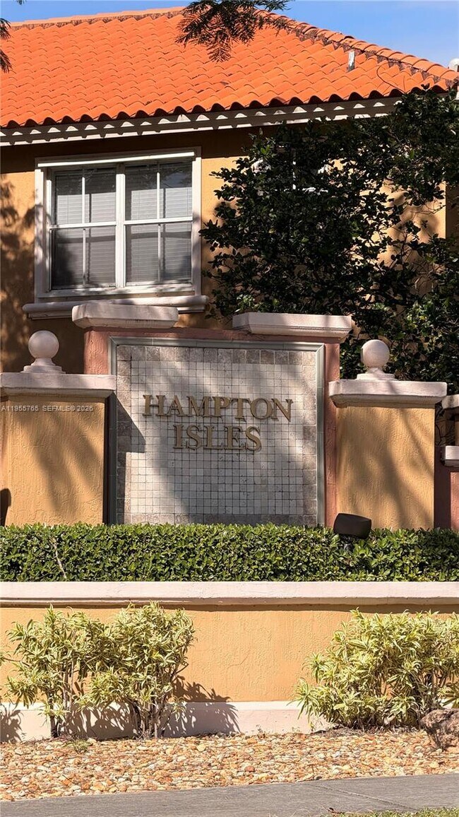 Building Photo - 10686 SW 8th St