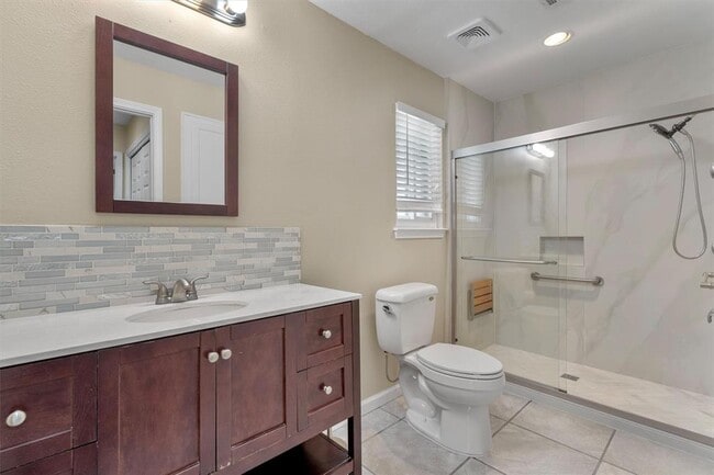 Building Photo - 6810 Deatonhill Dr