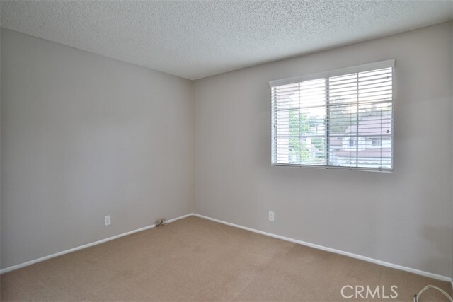 Building Photo - 176 Cll Renata