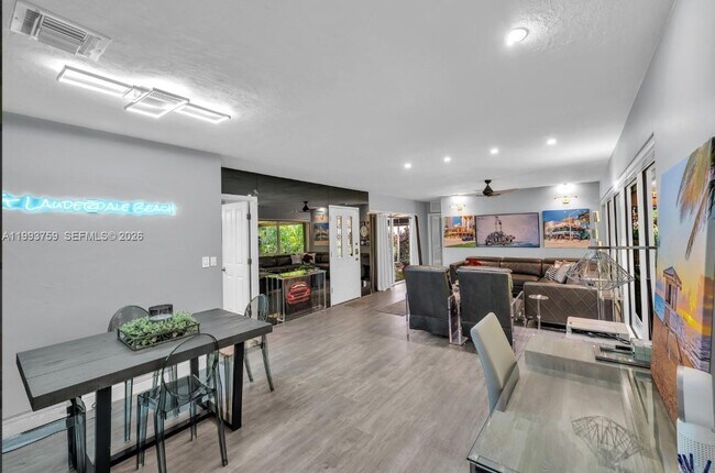 Building Photo - 1799 SE 25th Ave