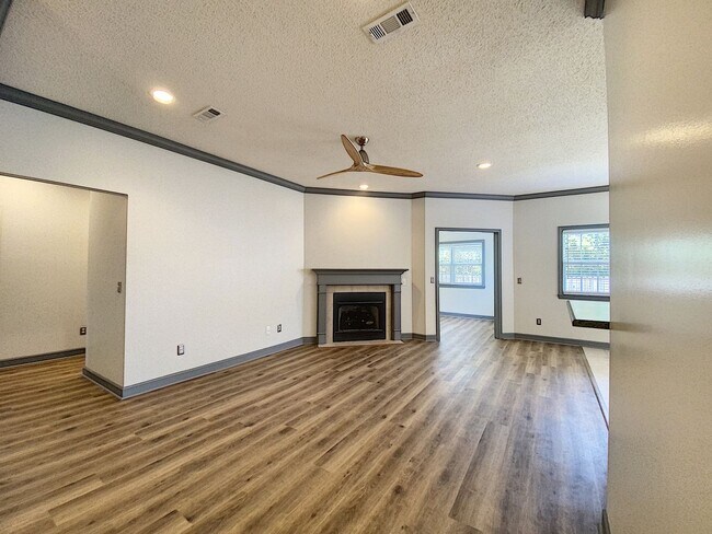 Building Photo - 202 Wynn Rd
