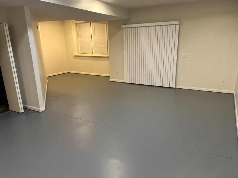 Building Photo - 4557 Butler Ave