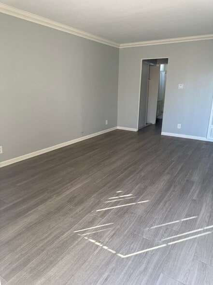 Building Photo - 8834 Topanga Canyon Blvd