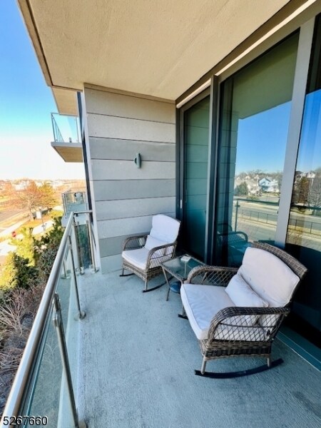Building Photo - 30 Melrose Terrace
