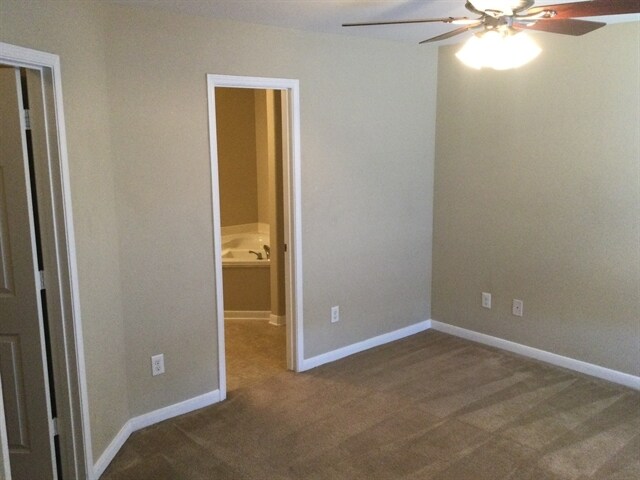 Building Photo - 4279 Medina River Loop