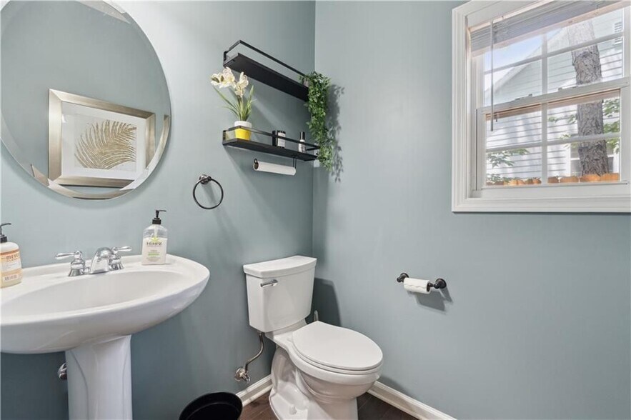 Building Photo - 5839 Buckner Creek Dr SE
