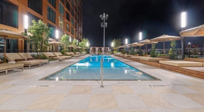 Building Photo - 660 11th St NW