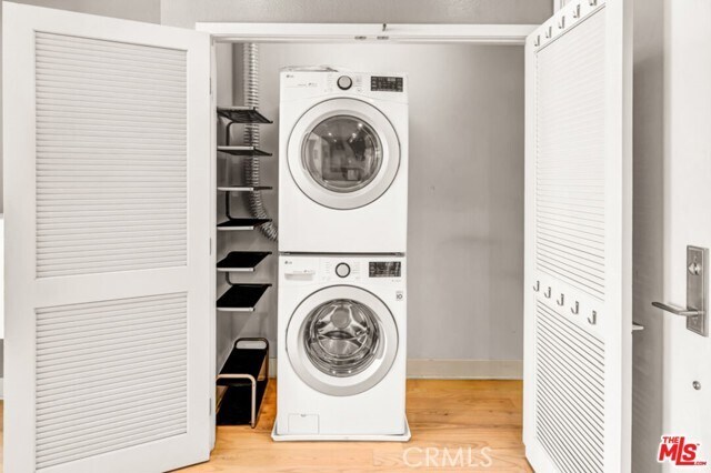 Building Photo - 4211 Redwood Ave