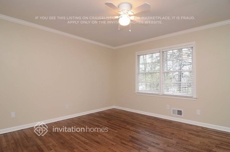 Building Photo - 1360 Hampton Hall Dr NE