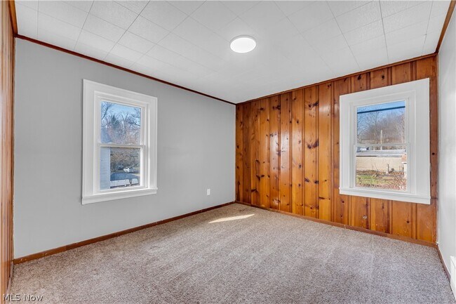 Building Photo - 516 Whitney Ave