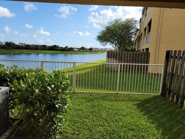 Building Photo - 5200 NW 31st Ave