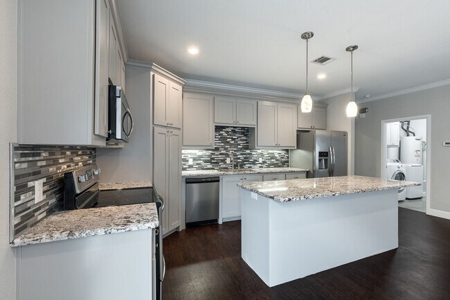 Primary Photo - * MOVE IN SUMMER 6/30/2027 * 6 Bed 4 Bath,...