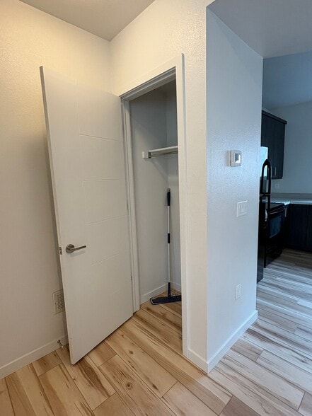 Building Photo - 225 Green Leaf Street