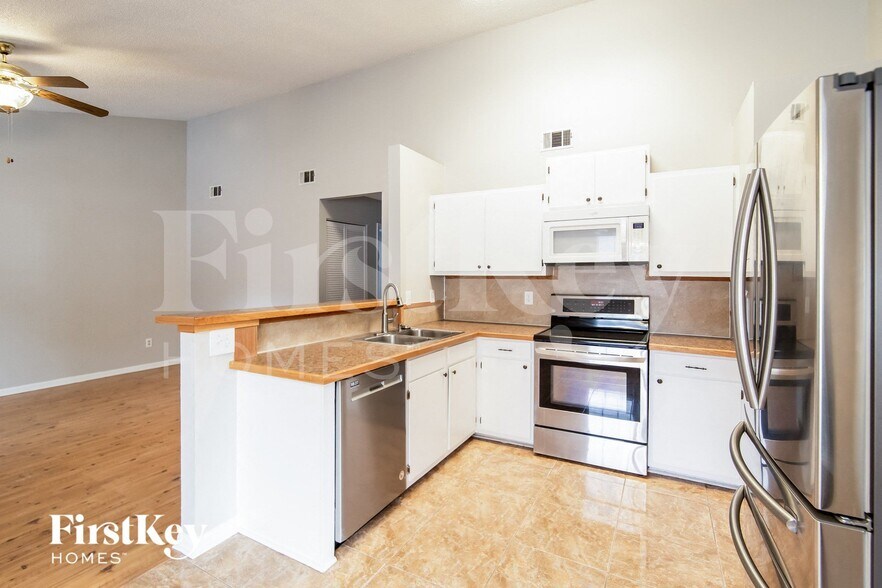 Building Photo - 131 Lancashire Rd