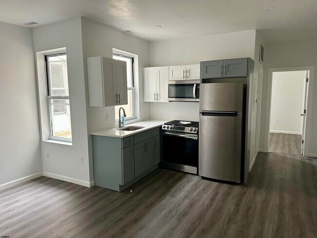 Building Photo - 214 Atlantic Ave