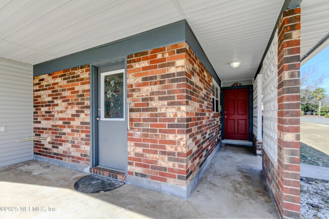 Building Photo - 748 Foxbriar Cove
