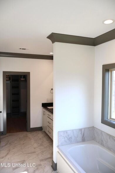 Building Photo - 317 Willow Wy