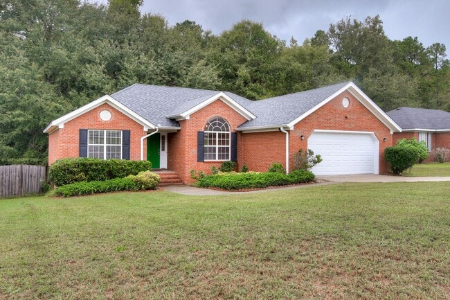 Building Photo - 3 Bedroom Ranch Grovetown