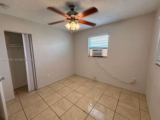 Building Photo - 14120 NW 24th Ct