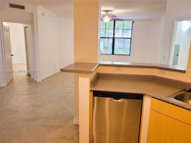 Building Photo - 1919 Van Buren St