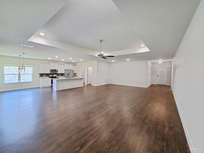 Building Photo - 8108 Silver Maple Dr