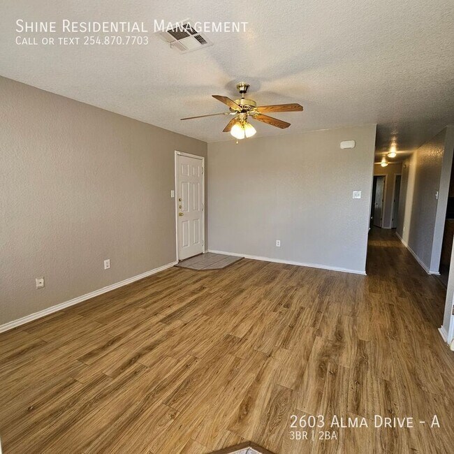 Building Photo - 2603 Alma Dr