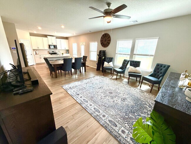 Building Photo - COMING SOON! GORGEOUS Two-Story 4 Bedroom ...