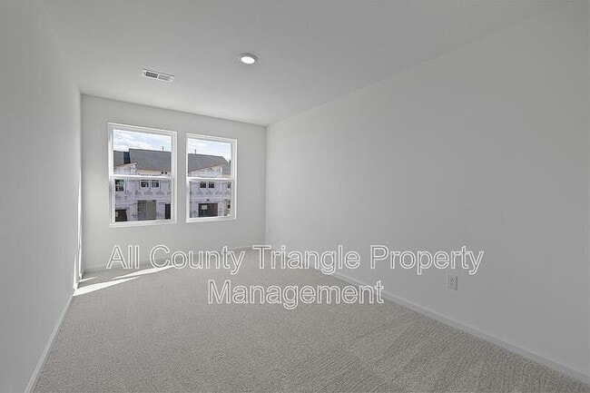 Building Photo - 3105 Vitner Dr