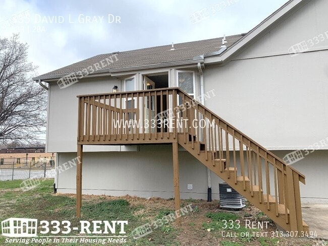 Building Photo - 335 David L Gray Dr