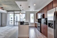 Building Photo - 44 Peachtree Pl NE