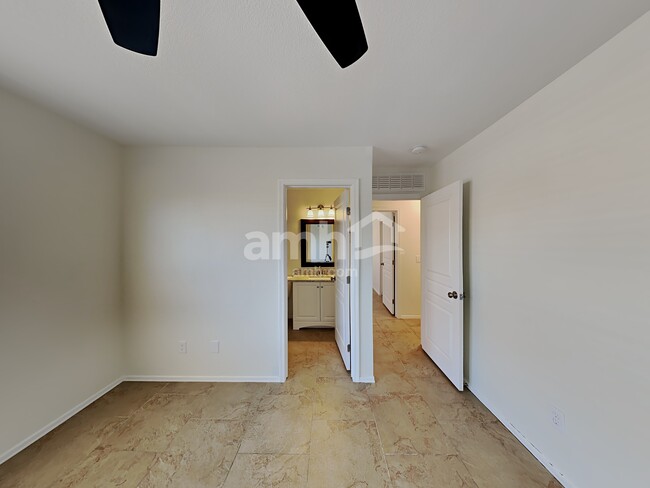 Building Photo - 3017 S Mandy Cir