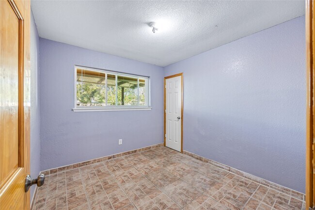 Building Photo - 9326 Eblen Dr