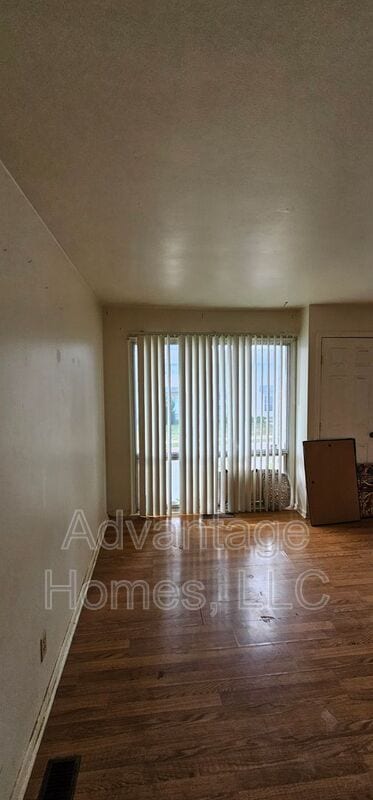Building Photo - 805 N 70th St