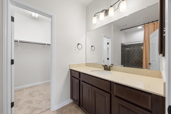 Building Photo - 7220 Wyoming Springs Dr