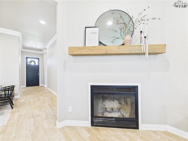 Building Photo - 6125 Sandy Hill Blvd